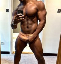 Ric - Male escort in Dubai