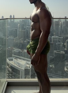 Ric - Male escort in Dubai Photo 5 of 5