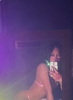 Rica Ramirez - Acompañantes transexual in Manila Photo 9 of 11