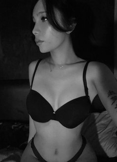 Rica Ramirez - Acompañantes transexual in Manila Photo 7 of 7