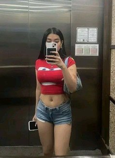 Ricamae - escort in Manila Photo 3 of 3