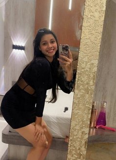 Rich look Girls Fabulous Escort CallGirl - escort in Lucknow Photo 18 of 19