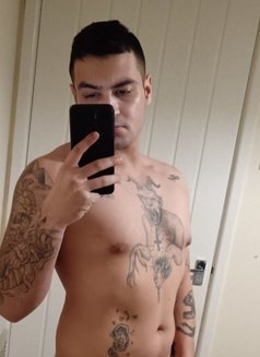 Rich XL - Male escort in Newcastle upon Tyne Photo 4 of 4