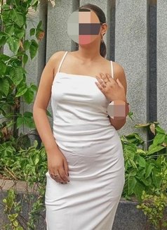 Ready for casual paid encounters - escort in Mumbai Photo 2 of 3