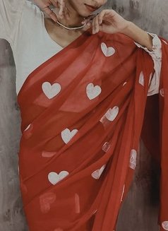 Richa - puta in Hyderabad Photo 3 of 5