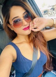 Richa - escort in Mumbai Photo 3 of 5