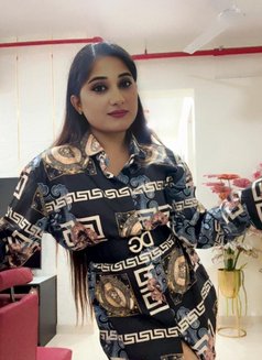 Richa - escort in Mumbai Photo 4 of 5