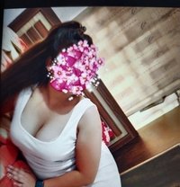 Richa - masseuse in Ahmedabad