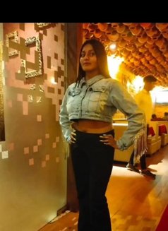 Richa - escort in Chennai Photo 5 of 5