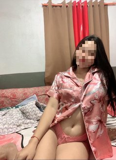 Richa Cam &real meet available. 🤍7 - escort in Chennai Photo 1 of 3