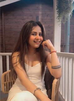 Richa - escort in New Delhi Photo 2 of 2