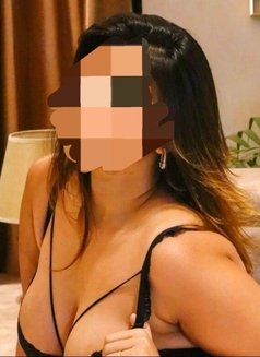 Richa - escort in Navi Mumbai Photo 5 of 5