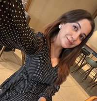 Richa - Male escort in New Delhi