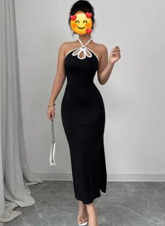 Richa Khanna | Built for the Elite Stage - escort in Hyderabad Photo 3 of 9