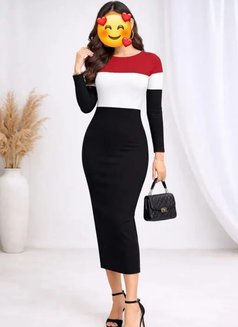 Richa Khanna | Built for the Elite Stage - escort in Hyderabad Photo 7 of 9