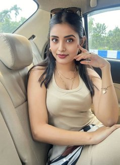 Richa Real Meet & Cam Show - escort in Navi Mumbai Photo 2 of 5