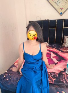 Richa,West Delhi Independent Single Girl - escort in New Delhi Photo 5 of 9