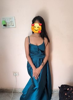 Richa,West Delhi Independent Single Girl - escort in New Delhi Photo 7 of 9