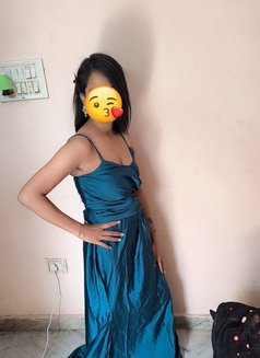 Richa,West Delhi Independent Single Girl - escort in New Delhi Photo 8 of 9