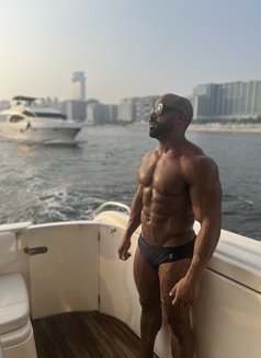 Richard - Male escort in Dubai Photo 8 of 12