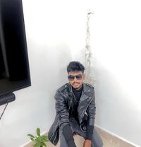 Richard - Male adult performer in Chennai
