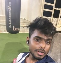 Richard - Intérprete masculino de adultos in Chennai