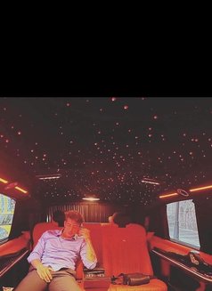 Richard - Male adult performer in Dubai Photo 5 of 8