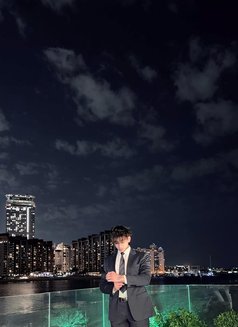 Richard - Male adult performer in Dubai Photo 7 of 8