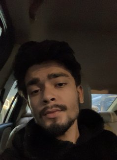 Richi - Male escort in Mumbai Photo 1 of 1