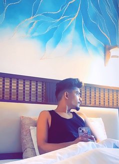 Richi - Male escort in Mumbai Photo 1 of 2