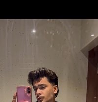 Richi - Male escort in Mumbai