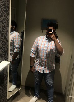 Richie Freelancer Independent Pune PCMC - Male escort in Pune Photo 1 of 1