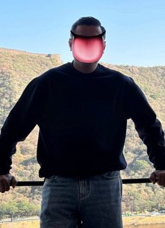 Richie Rich - Male escort in Pune Photo 1 of 4
