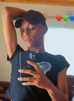 Richkid - Transsexual escort in Nairobi Photo 16 of 17