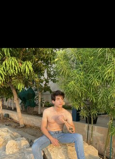 Don-Cardoo - Male escort in Dubai Photo 6 of 6