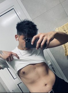 Richy - masseur in Dubai Photo 6 of 7