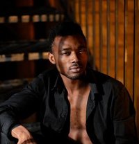 Richy Star - Male escort in Doha