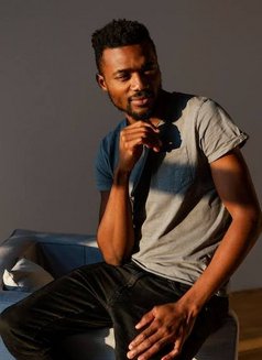 Richy Star - Male escort in Doha Photo 2 of 2