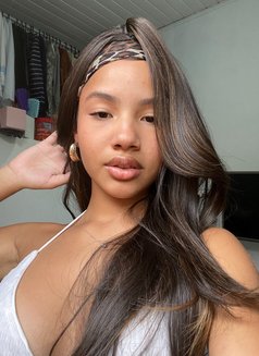 Riciane - puta in Grenoble Photo 2 of 4