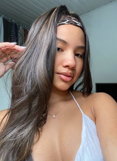 Riciane - puta in Grenoble Photo 3 of 4