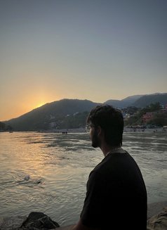Rick - Male escort in Chandigarh Photo 3 of 5