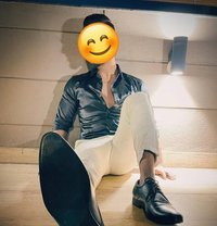 Rick - Male companion in Kolkata