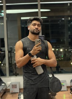 Rick (verified) - Masajista in Hyderabad Photo 4 of 6