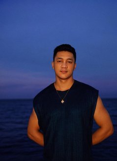 Ricko Pratama - Male escort in Jakarta Photo 4 of 5