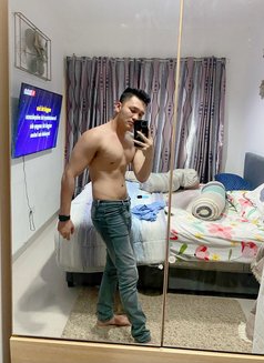 Ricko Pratama - Male escort in Jakarta Photo 5 of 5