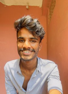 Ricky - Male escort in Bangalore Photo 4 of 4