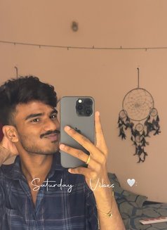 Ricky - Male escort in Hyderabad Photo 2 of 2