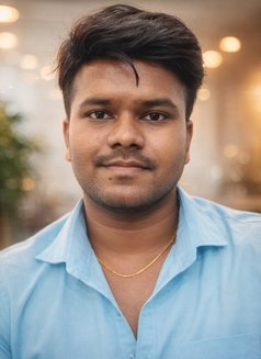 Rahul - Male escort in Navi Mumbai Photo 3 of 3