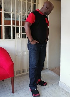 Ricky Montana - Male escort in Nairobi Photo 3 of 4