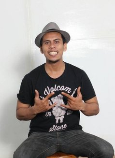 Ricky Str8 - Acompañantes masculino in Jakarta Photo 4 of 4